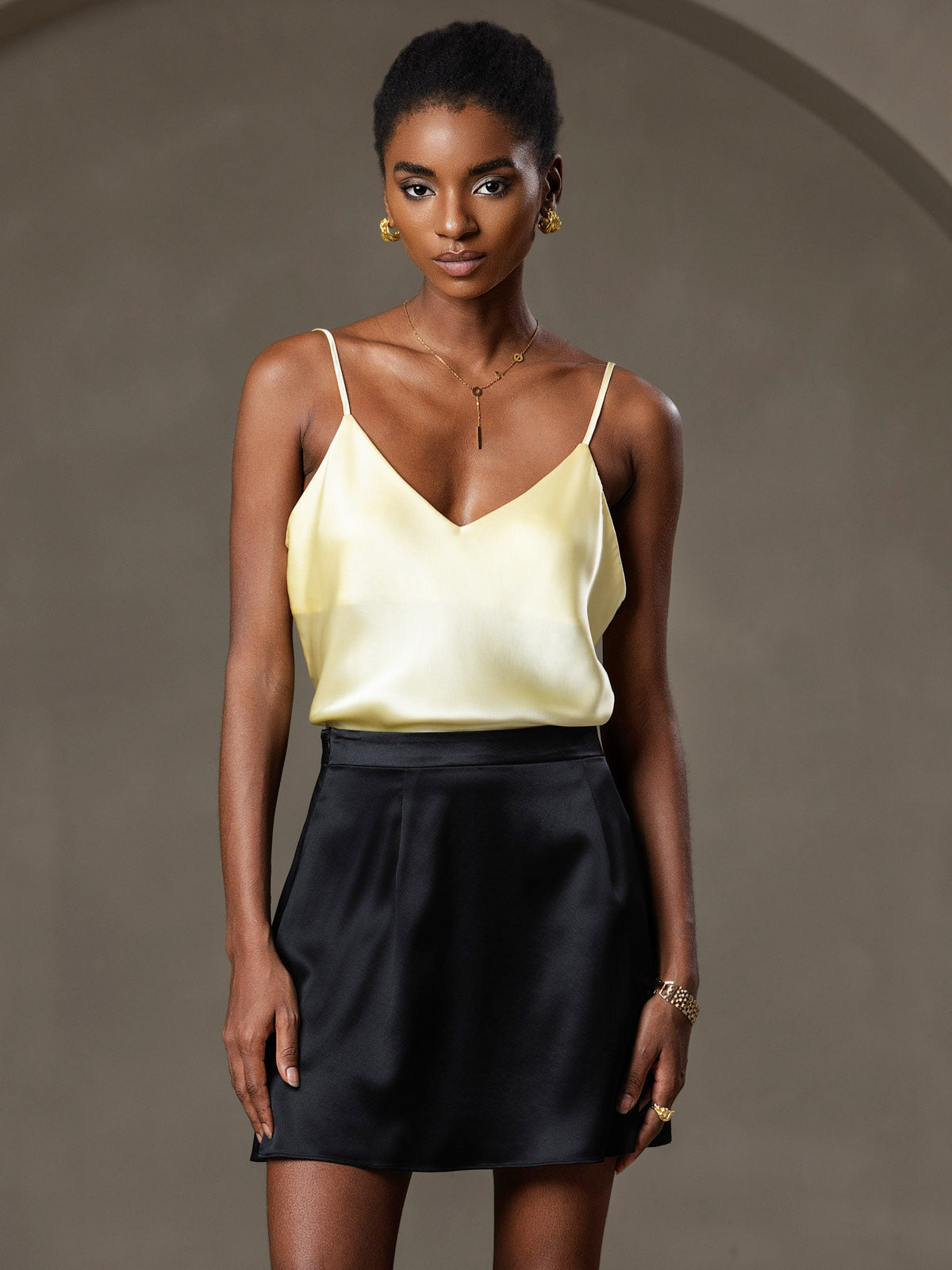 Camisolas de pura seda con tirantes finos