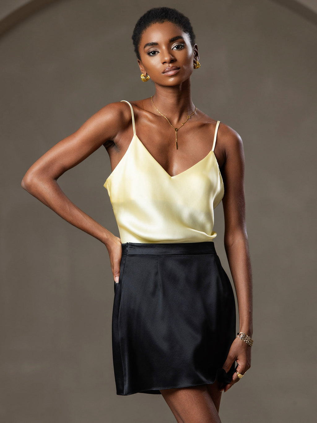 Camisolas de pura seda con tirantes finos