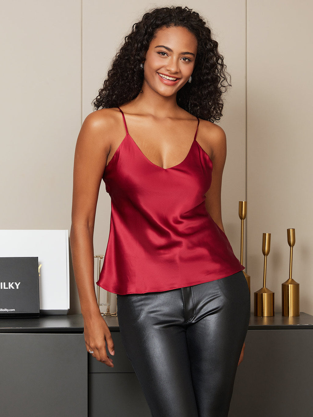 Camisolas de pura seda con tirantes finos